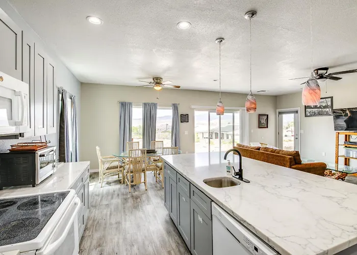 4 Mi To Casinos: Mtn-view In Bullhead City! Holiday home Bullhead City